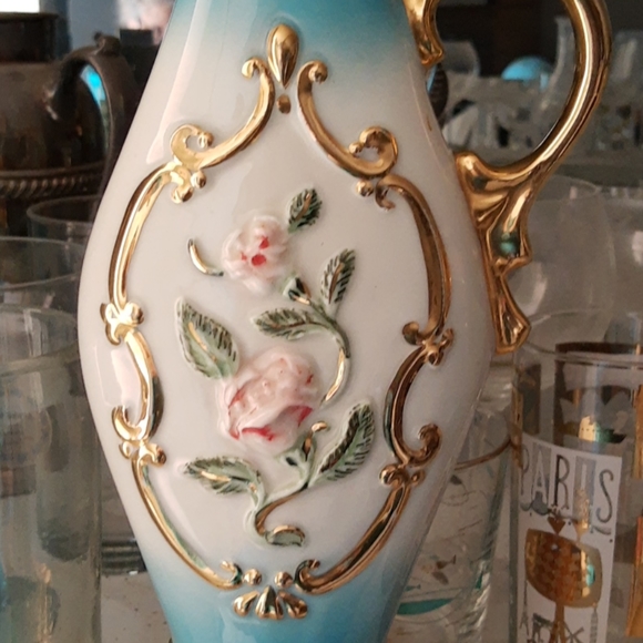 Vintage 1963 Gold-Accented Rose Jim Beam Decanter - Picture 2 of 6